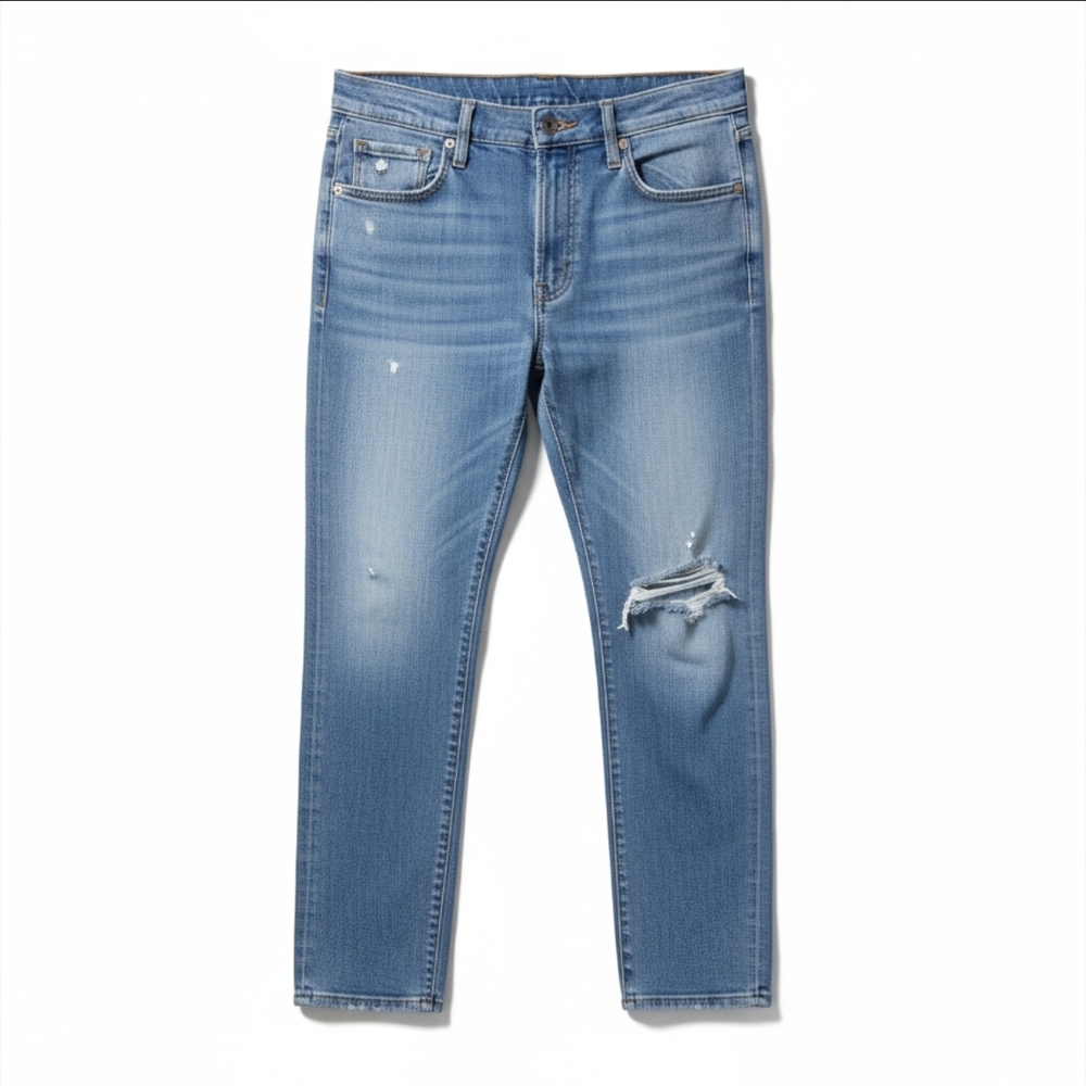 Best Girlfriend Light Wash Distressed Gap Jeans Women’s Size 27 Skinny Denim